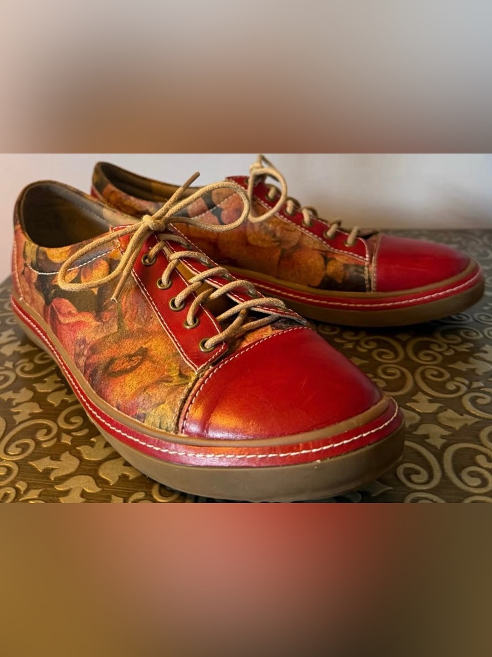 L’Artiste Bibbie Women’s Red Floral Leather Lace-Up Shoes